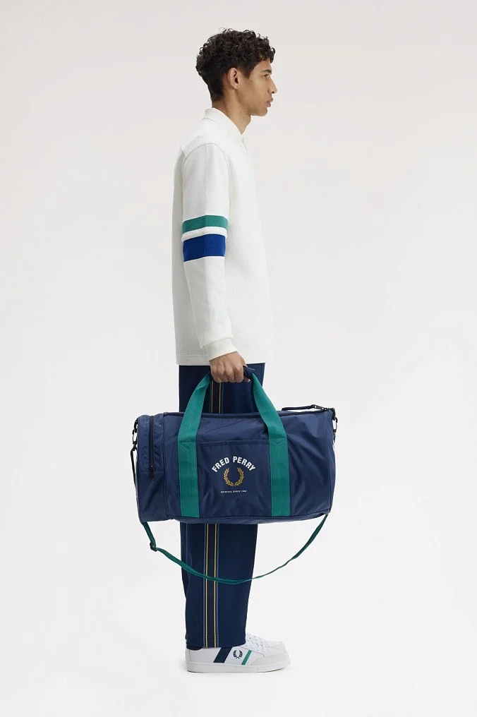 Сумка Fred Perry Sport Nylon Large Barrel Bag